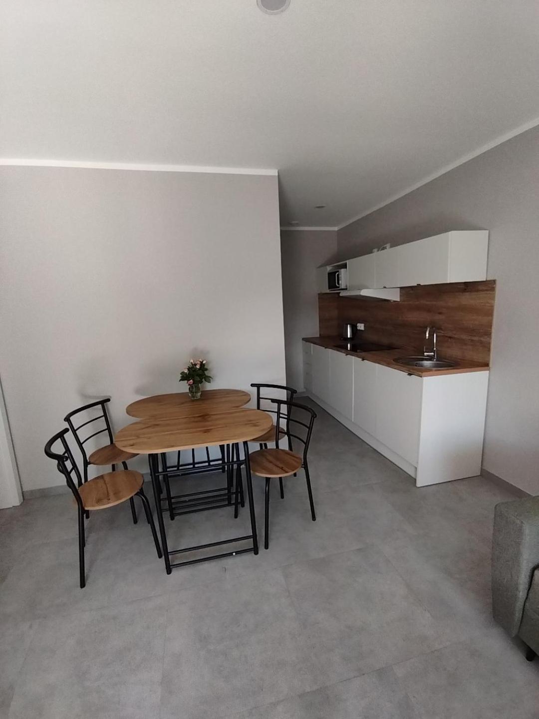 Apartamenty Przy Jeziorze Dlugie  المظهر الخارجي الصورة