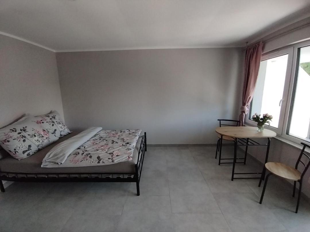 Apartamenty Przy Jeziorze Dlugie  المظهر الخارجي الصورة